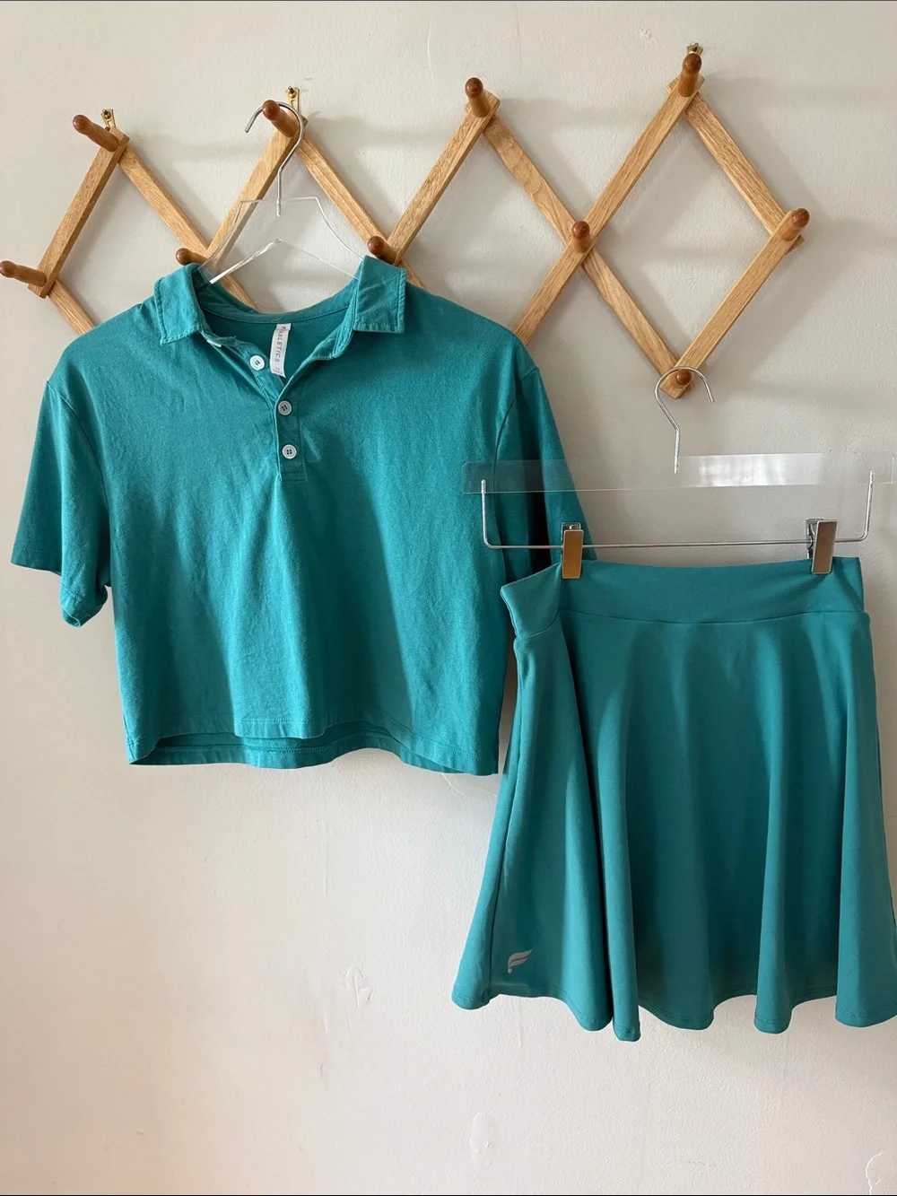 Fabletics Teal Tennis Set Cropped Polo Flounce Skort Women’s M in dark teal